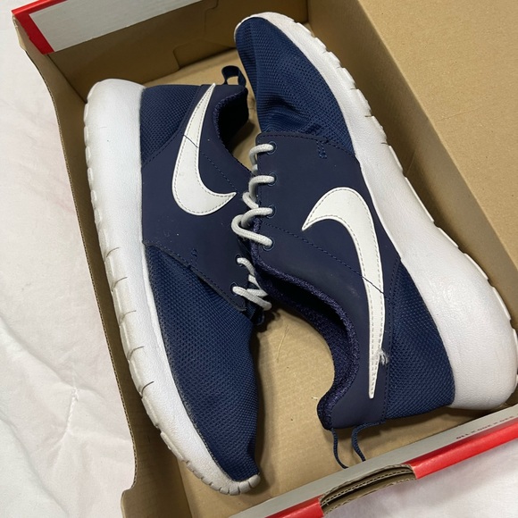 NIKE ROSHE RUNS - Picture 4 of 4